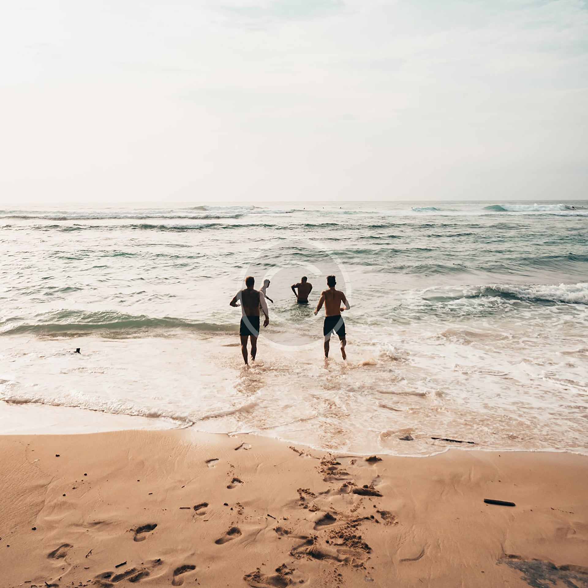 Travel Image Copyright 68